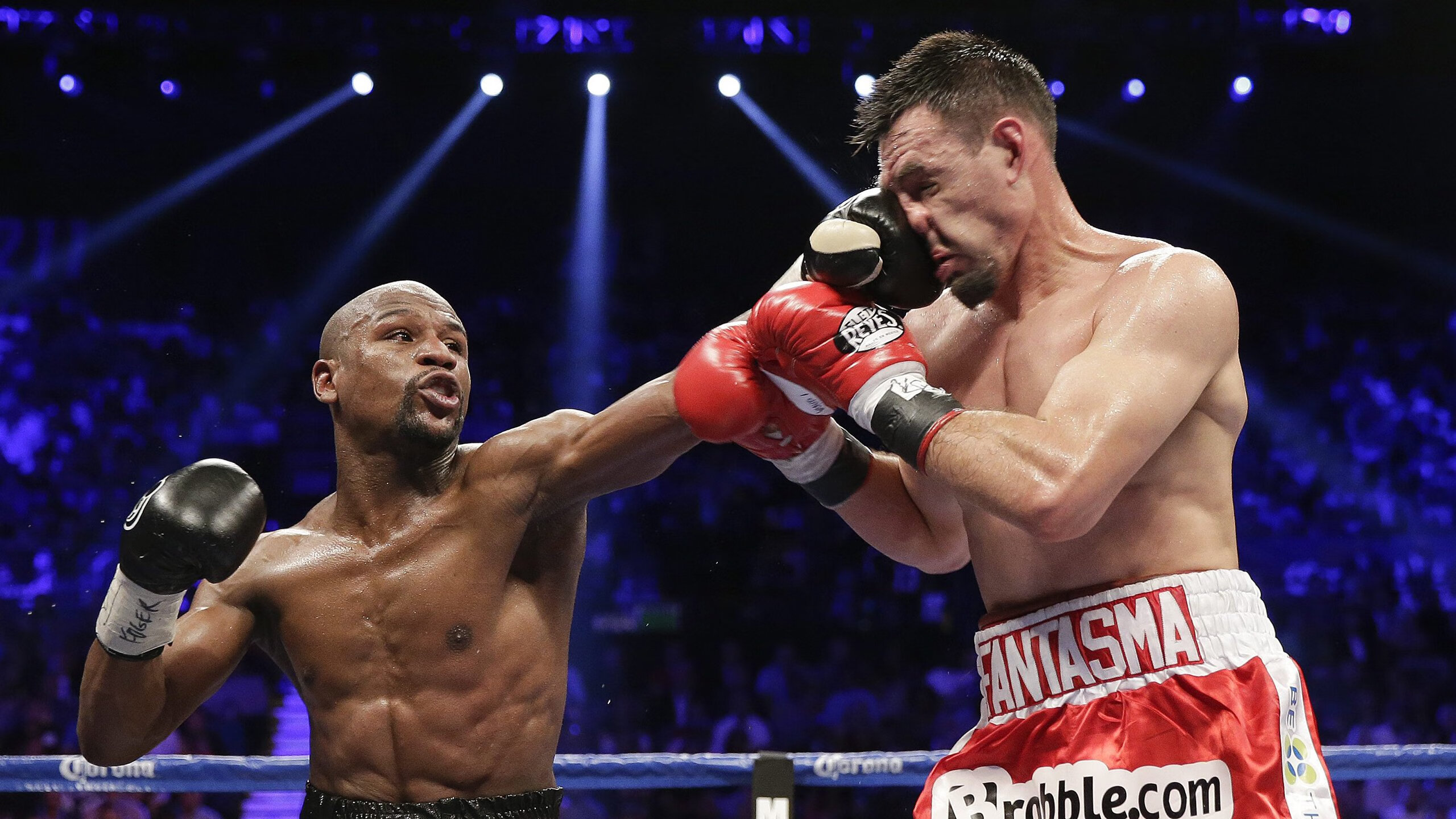 开云体育ios-【费城人绝杀逆袭】哈珀最后一棒正中靶心，哈泊斯费里