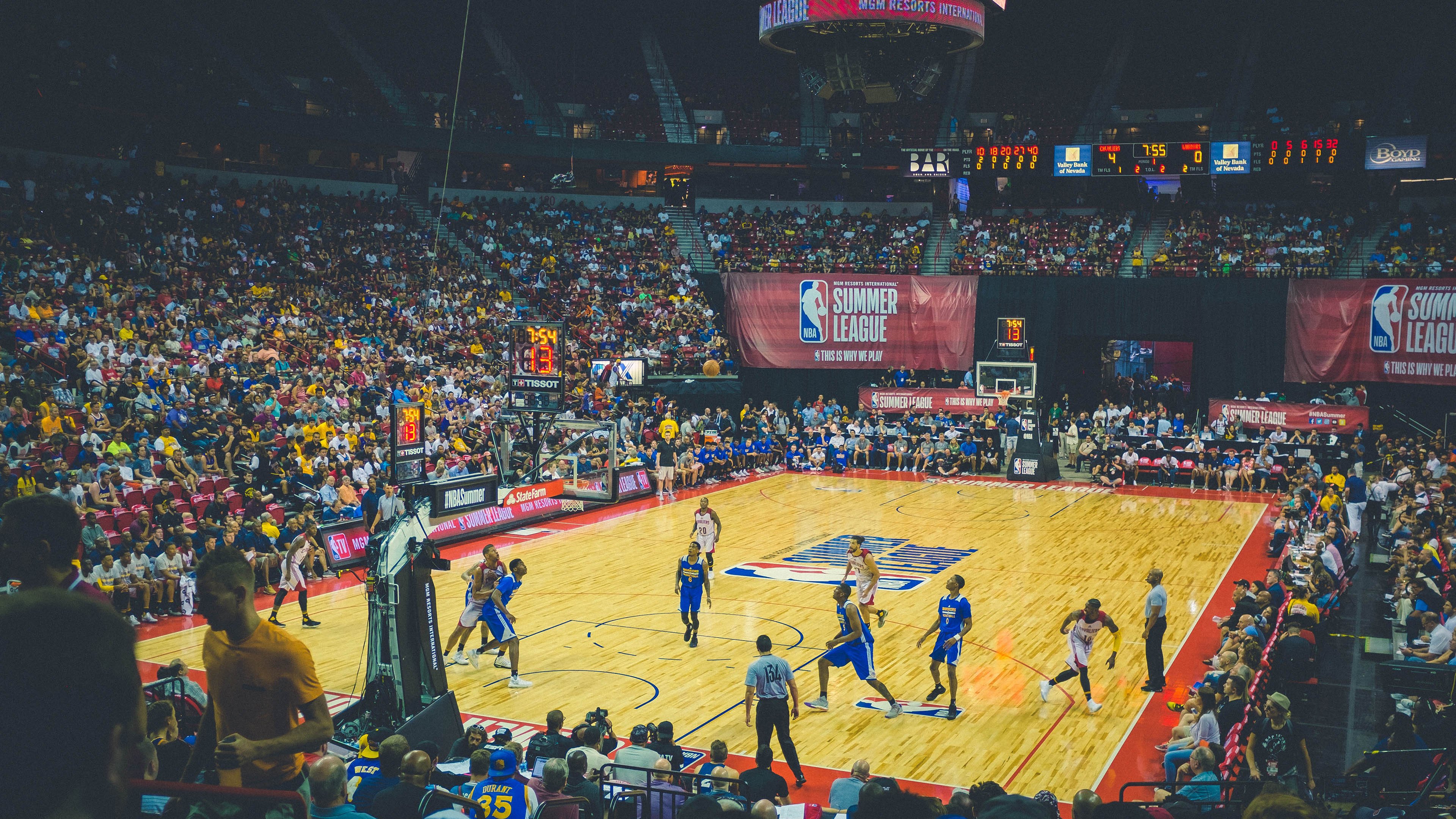 开云体育博彩-未来赛场：虚拟现实、增强现实带来互动新体验！，未来的虚拟